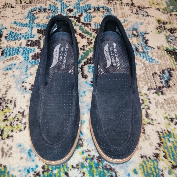 Skechers Arch Fit Marlie Leather Suede Black Comfort Loafers, Size Womens 6.5 - Picture 2 of 7